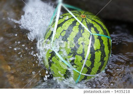 涼爽的西瓜 5435218