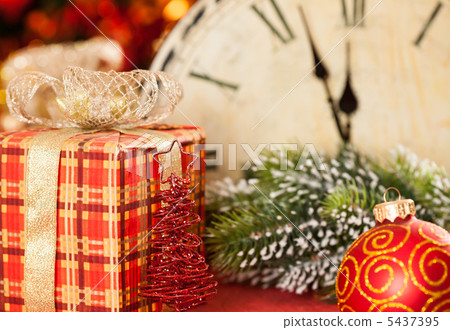 Christmas gift 5437395