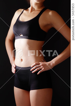 肌肉腹部訓練女性黑背 5437853