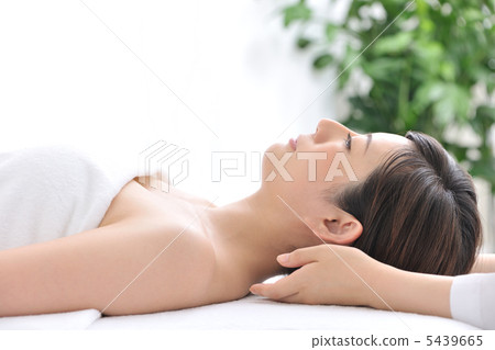 Beauty 5439665