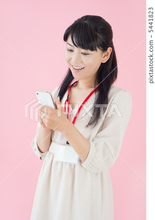 Woman with smartphone 5441823