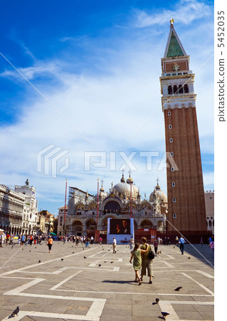 Piazza San Marco 5452035