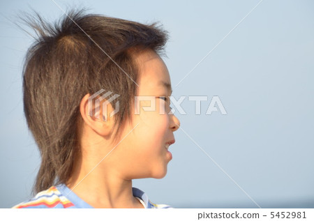 凝視海的男孩 5452981