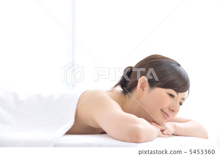 Beauty Beauty 5453360