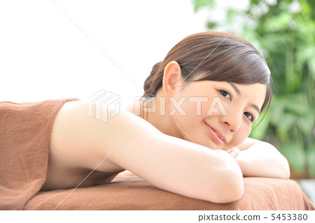 Beauty Beauty 5453380