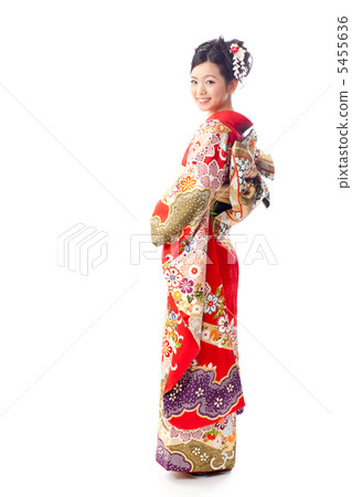 A woman in a kimono 5455636
