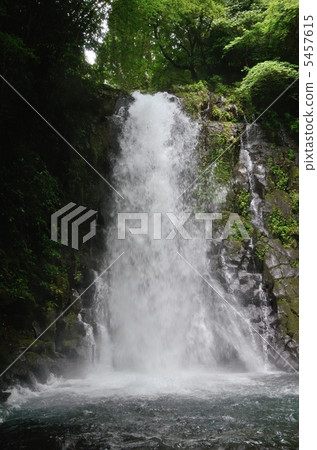 Shiraito Falls, Waterfall Vases 5457615