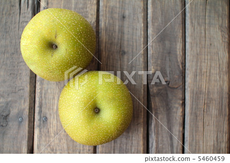 Kosui Pear Fresh Fruit from Chiba Prefecture 5460459