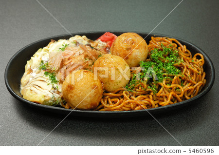 美味的日式燒烤和八達通烤,炒麵集 美味的日式燒烤和八達通烤,炒麵集 5460596