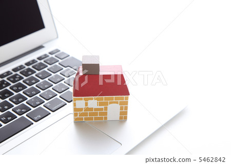 一幢房子 5462842