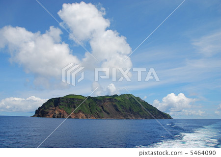 The unexplored border of Japan Aogashima 5464090