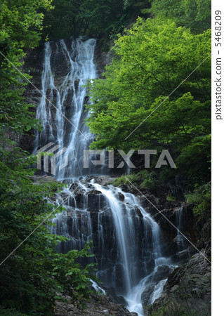 Karasawa Falls 5468209