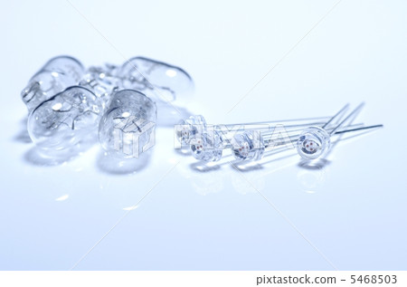 Light bulb and LED 5468503