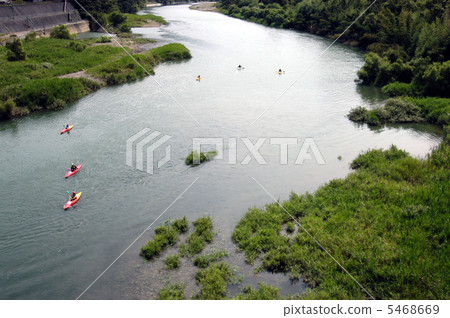 Mukawa和獨木舟 5468669