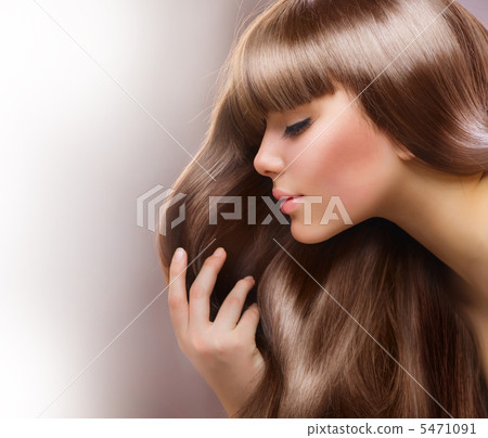 Stock Photo: Fashion Blond Girl. Beautiful Makeup and Healthy Hair