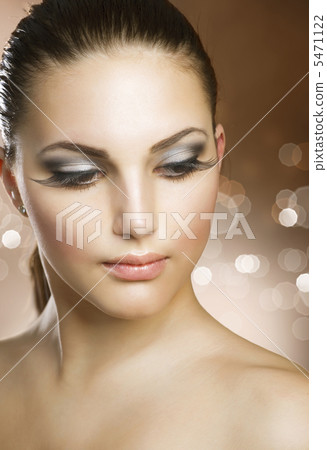 Beautiful Healthy Woman. Perfect Skin Beautiful Healthy Woman. Perfect Skin 5471122