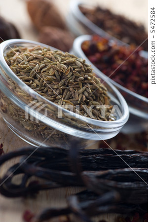 Spices Spices 5472584