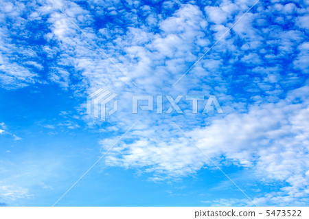  Blue sky and clouds 5473522