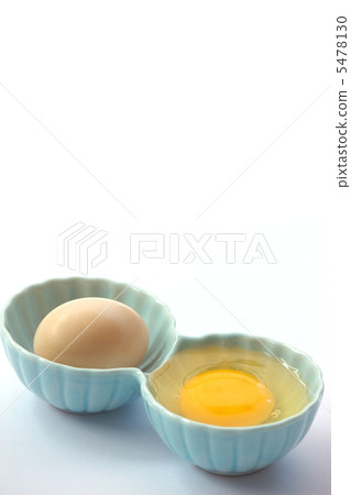 Caterpillar chicken egg 5478130