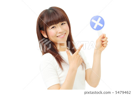 A woman with a cross 5479462