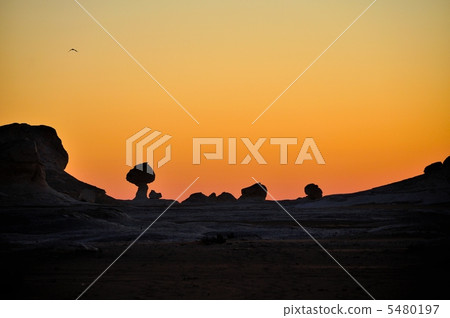 White desert Egypt 5480197