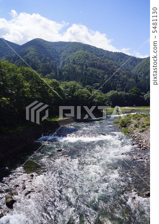 莊川 莊川 5481130