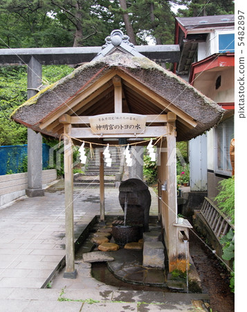 Toyo water in Fukaura · Shinto shrine 5482897