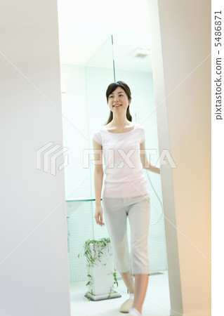 女性肖像 5486871