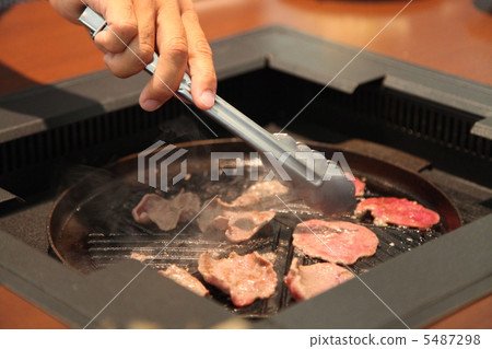 烤肉 烤肉 5487298