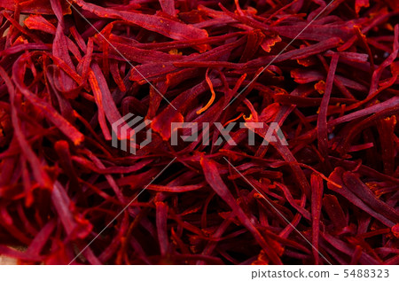 saffron 5488323