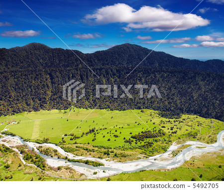 Mountain landscape Mountain landscape 5492705