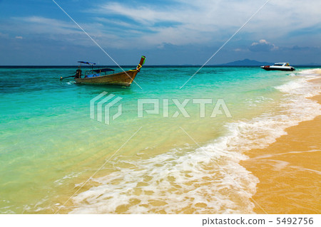 Tropical beach Tropical beach 5492756