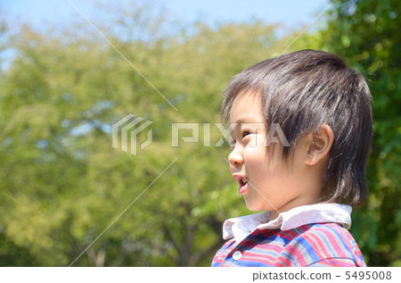 笑臉男孩了 5495008