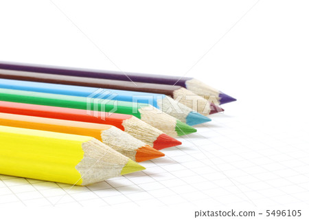 Big colour pencils on the notepad 5496105