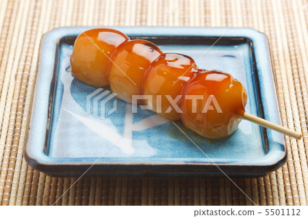 Mitarashi dumpling  5501112