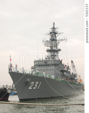 Escort ship Oiyo Escort ship Oiyo 5501157