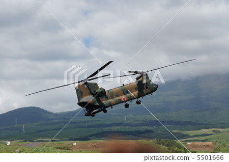 Ground SDF Total Thermal Power Exercise 2012 CH - 47 Chinook 5501666