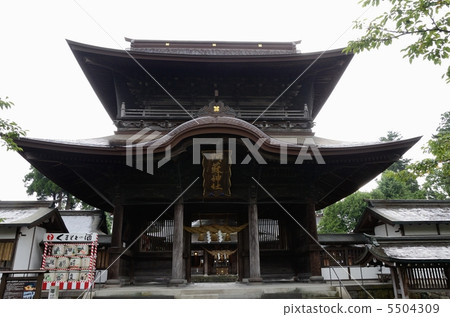 The three biggest gate of Aso shrine 5504309
