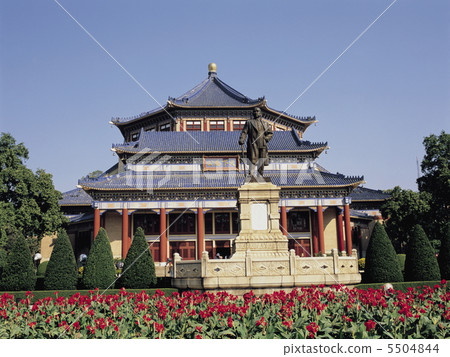 Nakayama Kinen-do和孫中山的雕像 5504844