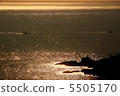Glittering sea 5505170