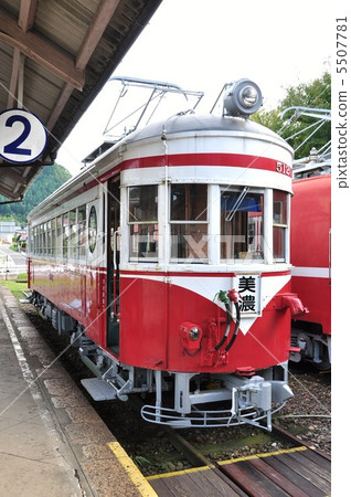 Tramway 512 5507781