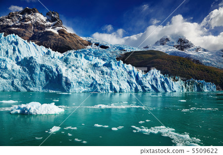 Spegazzini Glacier, Argentina 5509622