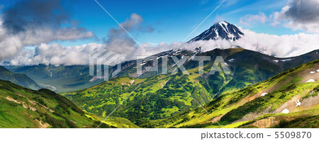 Mountain landscape Mountain landscape 5509870