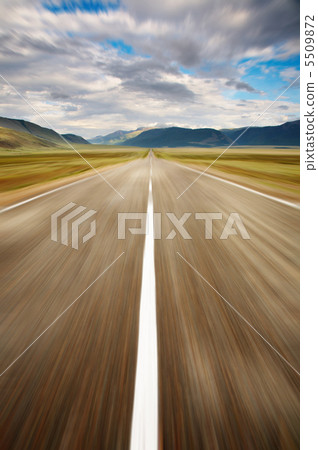 Road 5509872