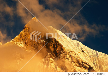 Sunset in Himalaya 5510046