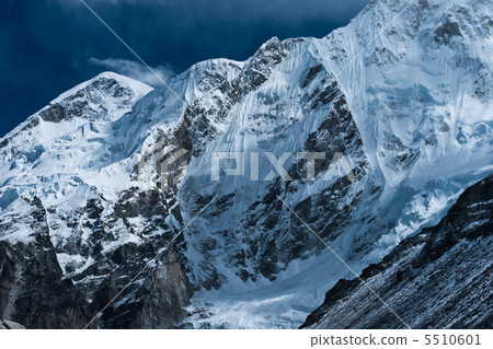 Peaks near Gorak shep and Everest base camp in Himalayas 5510601