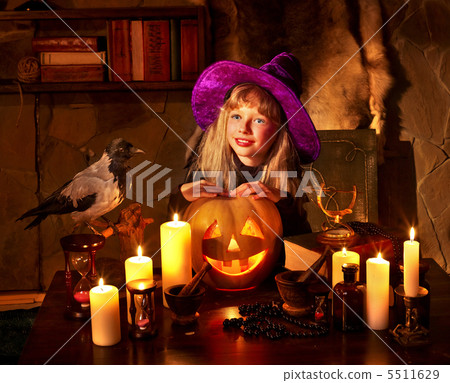 Witch  with pumpkin lantern. 5511629