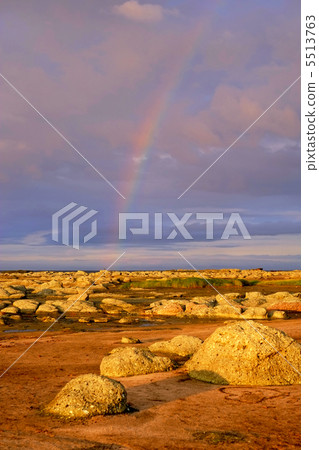 Rainbow in the Fukaura Senjojiki (evening) 5513763