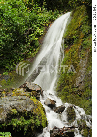 falling water falling water 5515649
