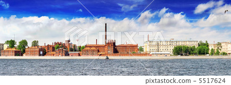 Embankment of the river of Neva in St. Petersburg, Russia 5517624